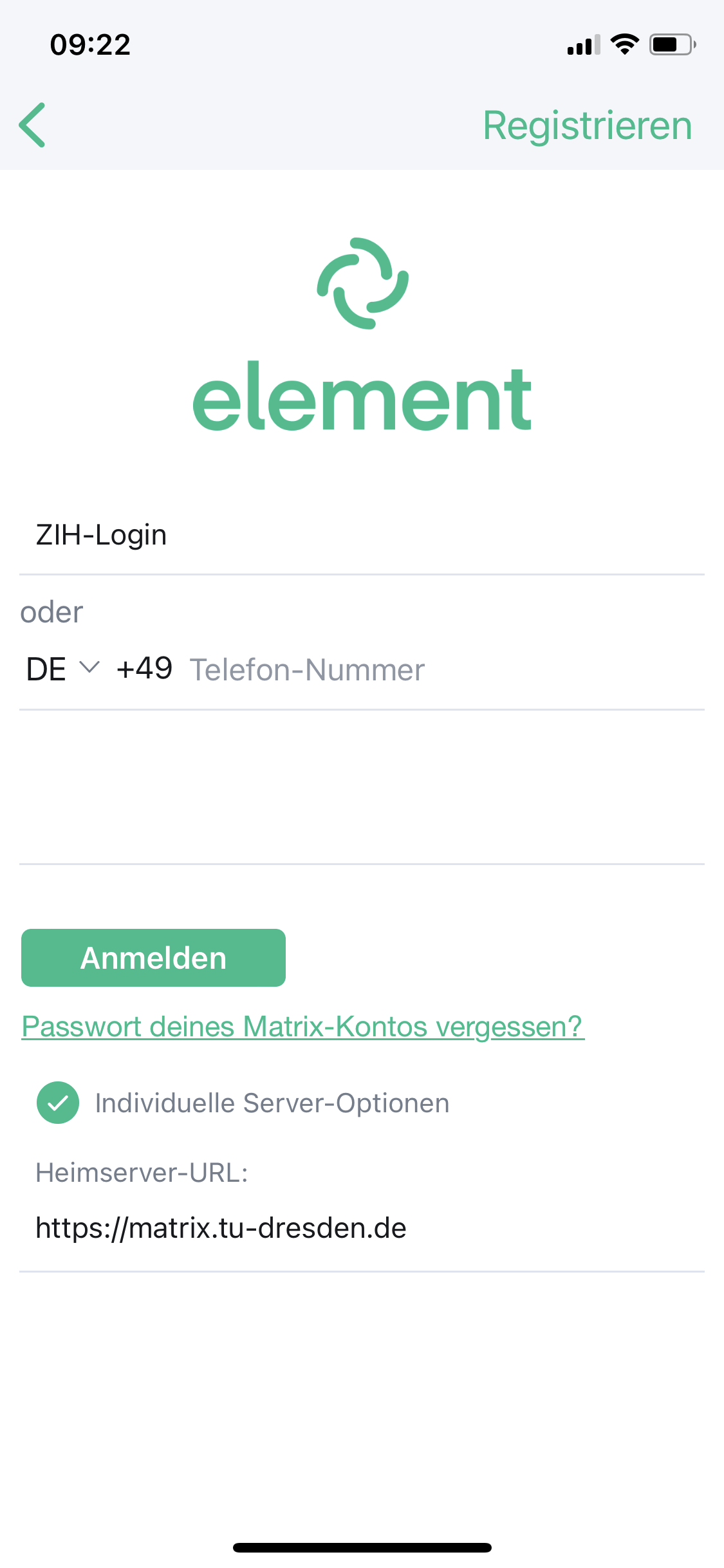 Konfigurationsbildschirm wie in Schritt 2. Die Checkbox “Individuelle Server-Optionen” ist aktiviert, sodass das Textfeld “Heimserver-URL” erscheint.